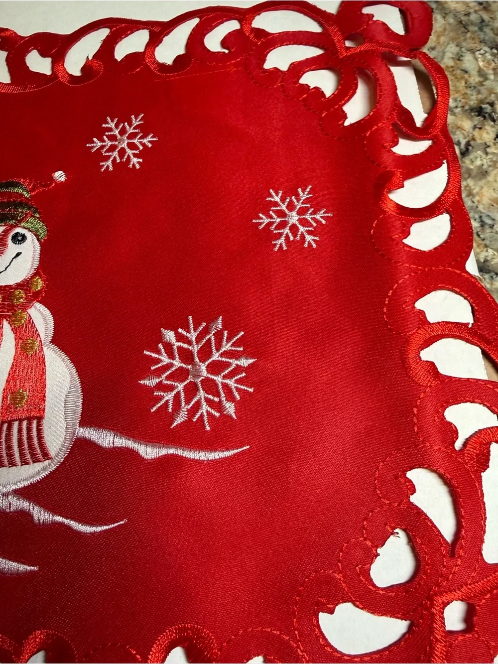 Christmas Embroidered Snowman Cutwork Placemats, set of 4, red, beautiful